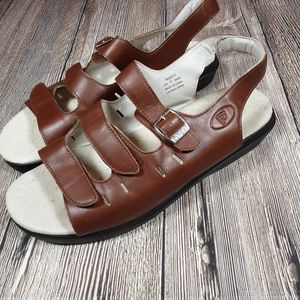 Propet Breeze brown leather sandals 11M